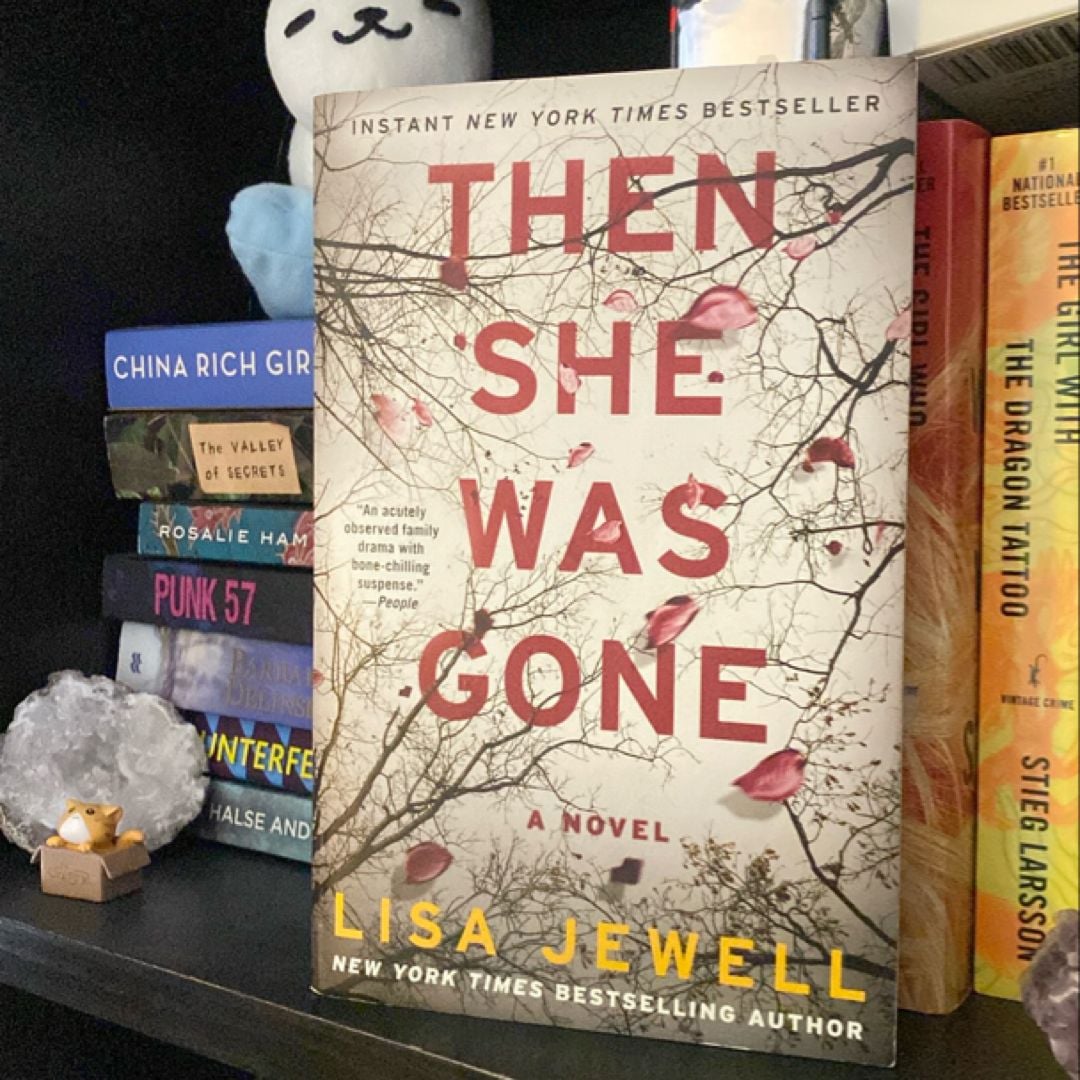 Then She Was Gone by Lisa Jewell, Paperback | Pangobooks