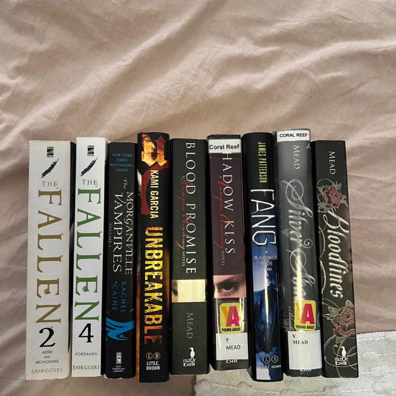 Book Bundle, Romance/Fantasy