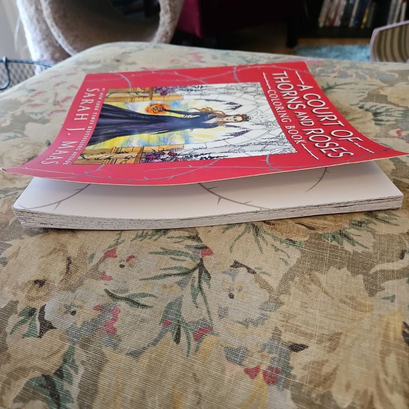 A Court of Thorns and Roses Coloring Book by Sarah J. Maas, Paperback Pangobooks