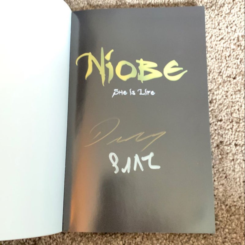 Signed: Niobe