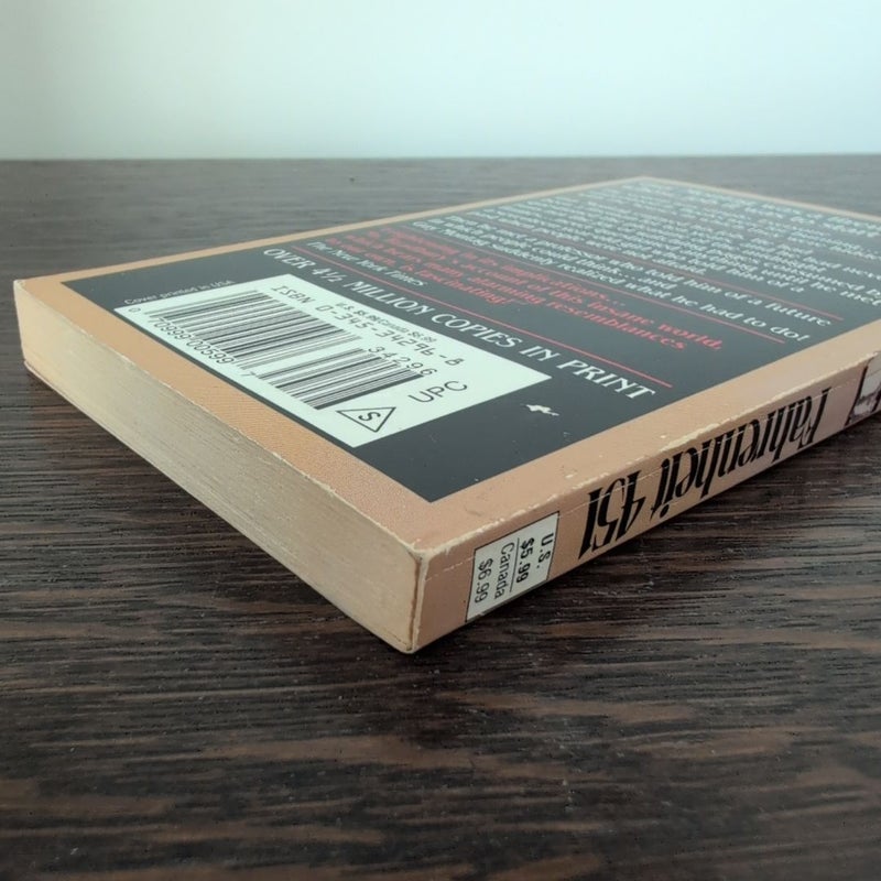 Fahrenheit 451