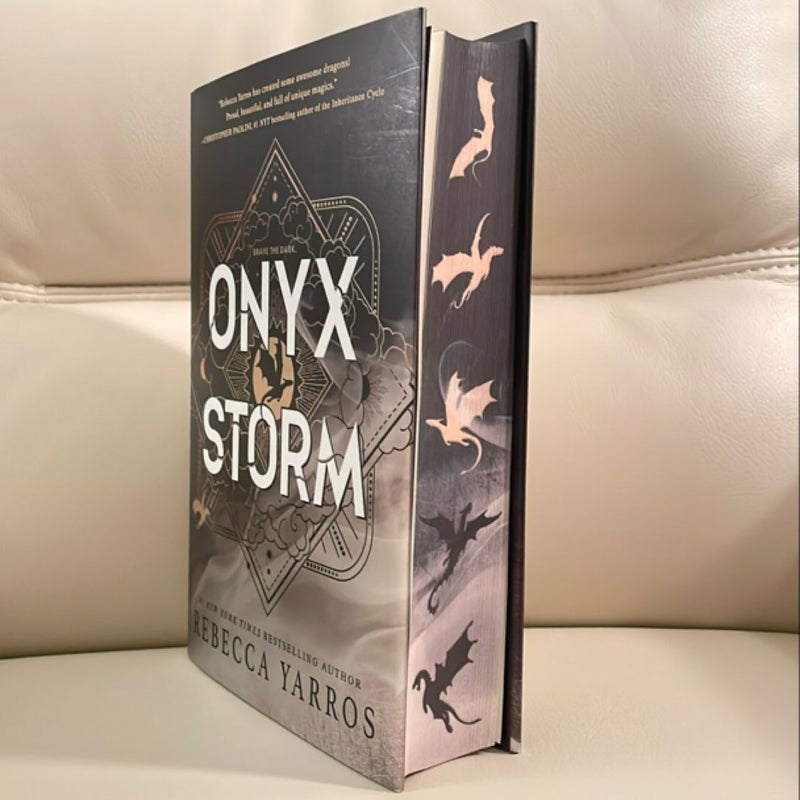 Onyx Storm (deluxe edition)