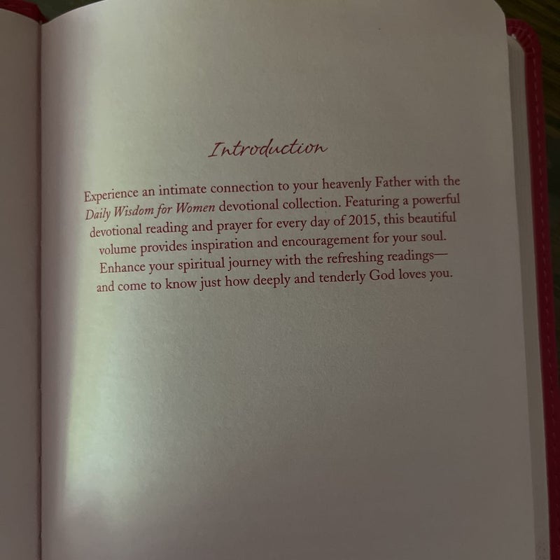 Daily Wisdom for Women 2015 Devotional Collection