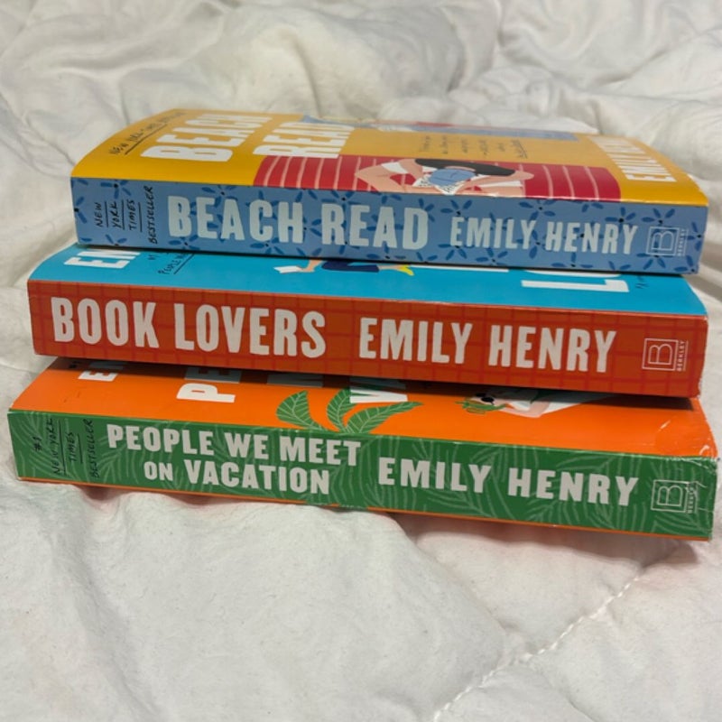 Beach Read (3 Emily Henry books)