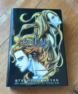 Twilight: the Graphic Novel, Vol. 1