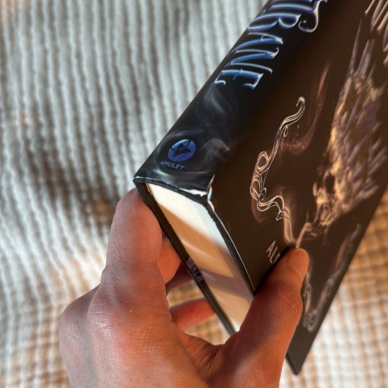 Nightbane(the Lightlark Saga Book 2)