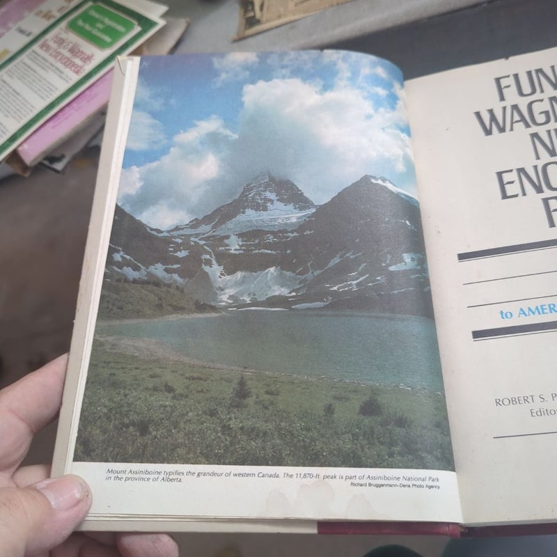 Funk and wagnalls new encyclopedia 
