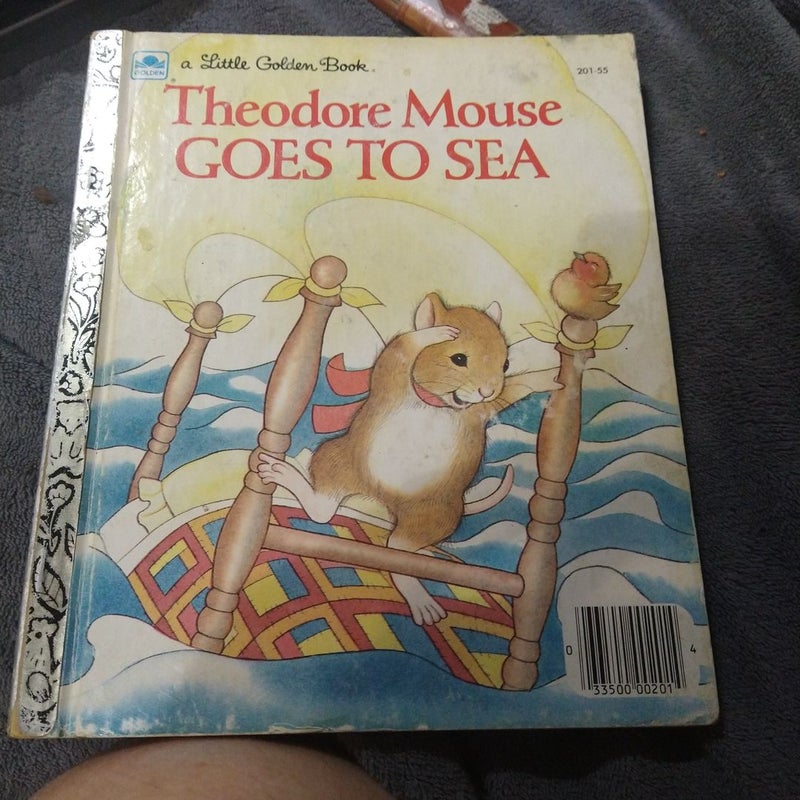 Theodore mouse goes to sea 