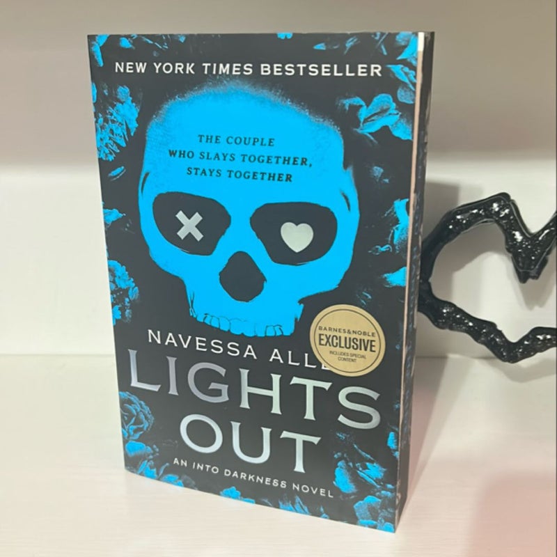 Lights out BARNES AND NOBLE EXCLUSIVE