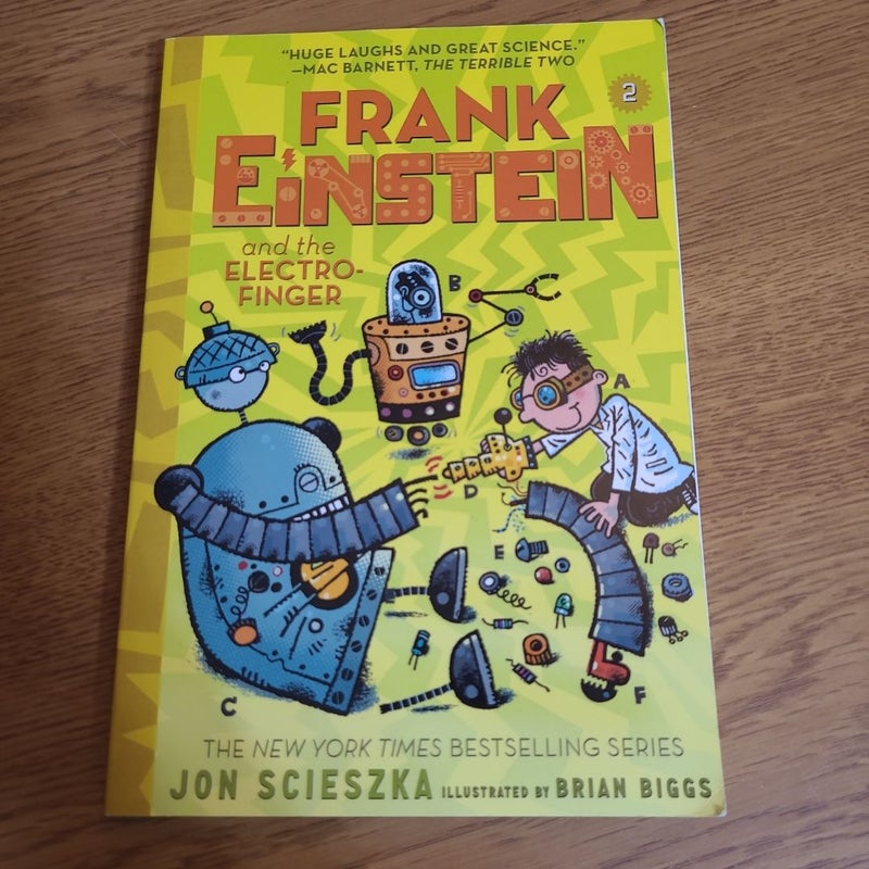 Frank Einstein and the Electro-Finger (Frank Einstein #2)