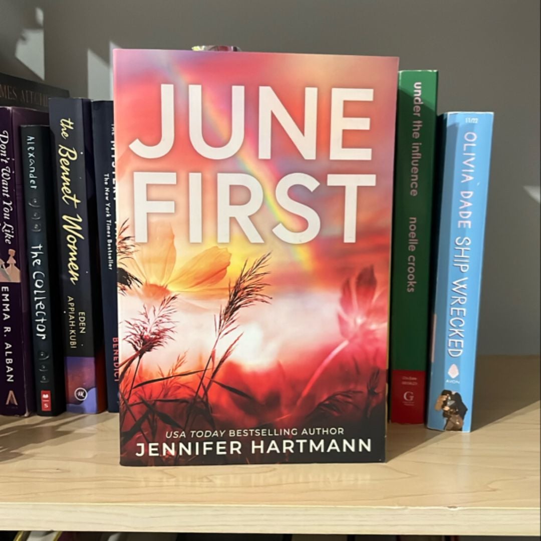 June First by Jennifer Hartmann, Paperback | Pangobooks