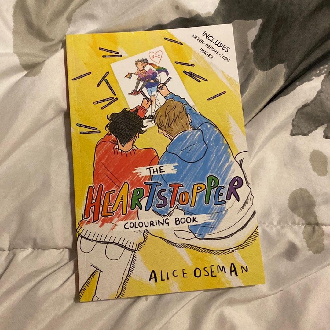 The Official Heartstopper Colouring Book by Alice Oseman, Paperback