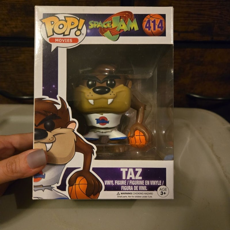 Space Jam Shelf Decor