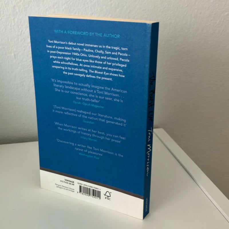 The Bluest Eye by Toni Morrison, Paperback | Pangobooks