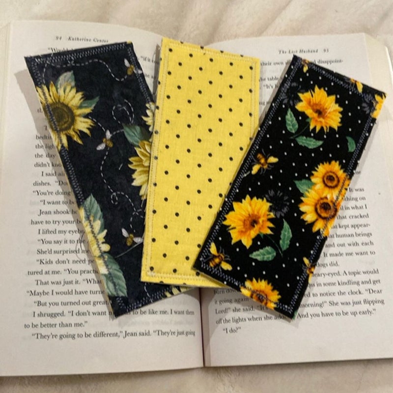 Quilted sunflower bookmarks 