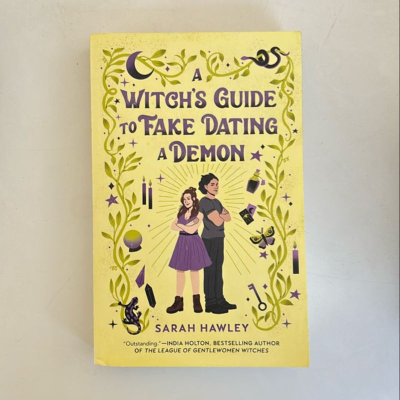 A Witch's Guide to Fake Dating a Demon