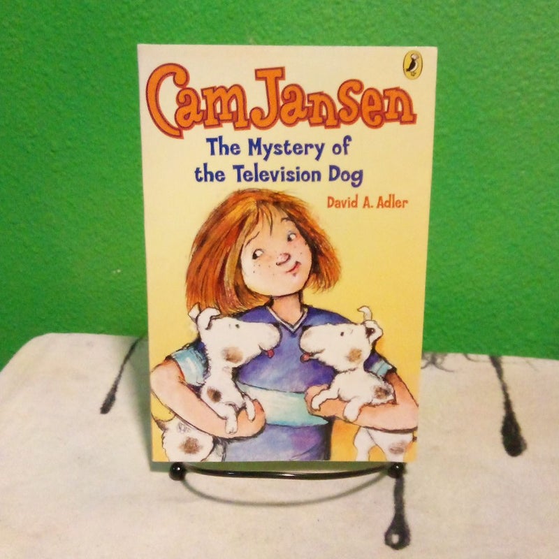 Cam Jansen: the Mystery of the Television Dog #4