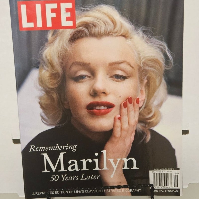 Life Magazine: Remembering Marilyn 50 Years Later (PB084)