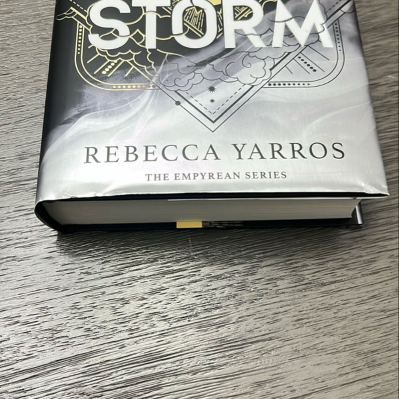 Waterstones Onyx Storm Standard Edition 