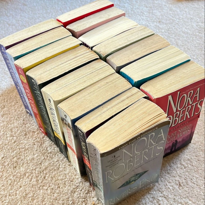 Nora Roberts 15 Book Bundle