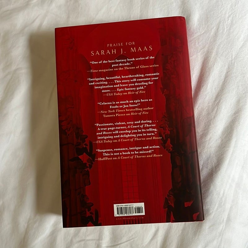 House of Earth and Blood by Sarah J Maas signed first edition
