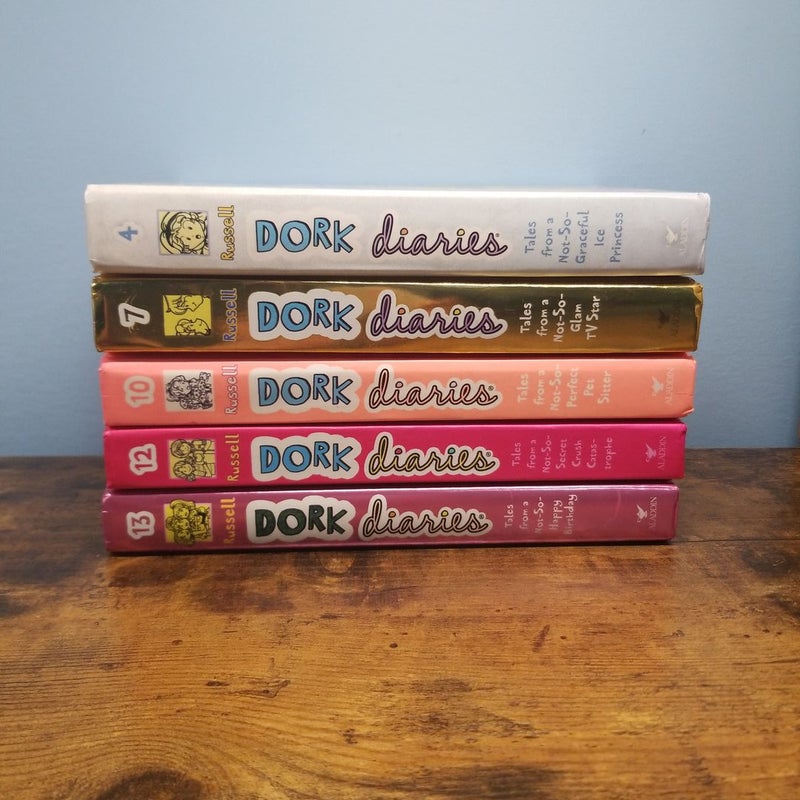 Dork Diaries Lot of 5 Books