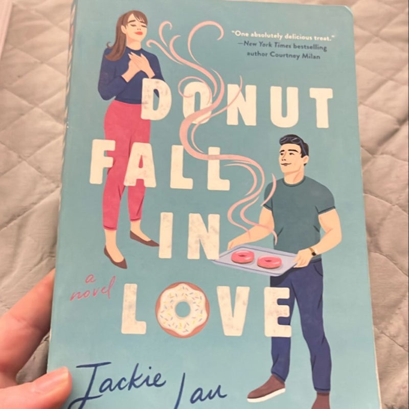 Donut Fall in Love