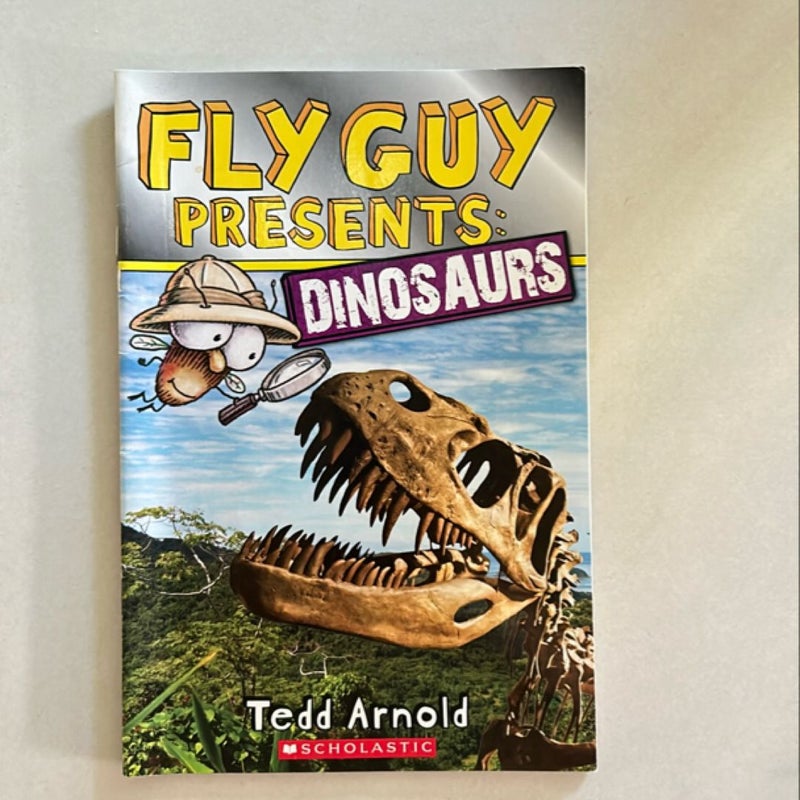 Fly Guy Presents Dinosaurs