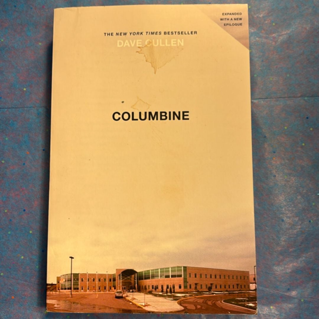 Columbine by Dave Cullen, Paperback Pangobooks