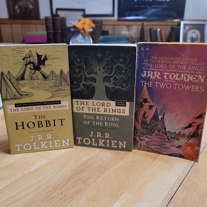 Lord of the rings paperbacks 