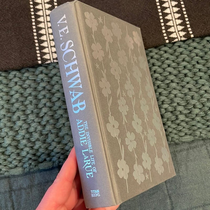 The Invisible Life of Addie Larue sprayed edges special edition
