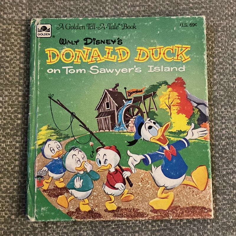 Donald Duck on Tom Sawyer’s Island