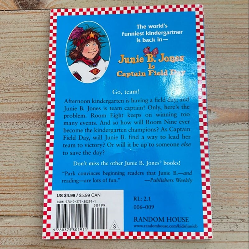 Junie B. Jones #16: Junie B. Jones Is Captain Field Day