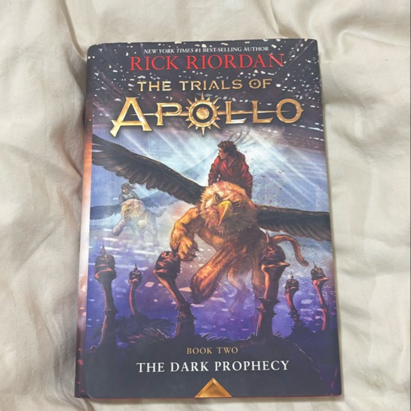 Trials of Apollo, the Book Two the Dark Prophecy (Trials of Apollo, the Book Two)