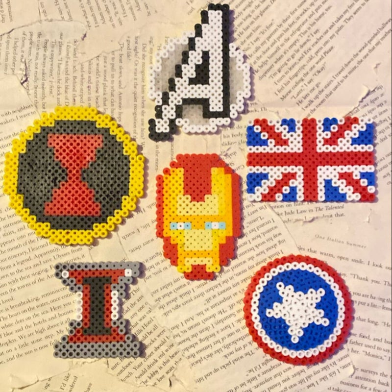 Miscellaneous figurines (hama beads) Marvel