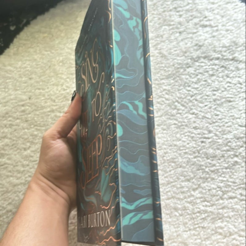 Sing Me to Sleep (Fairyloot Edition)