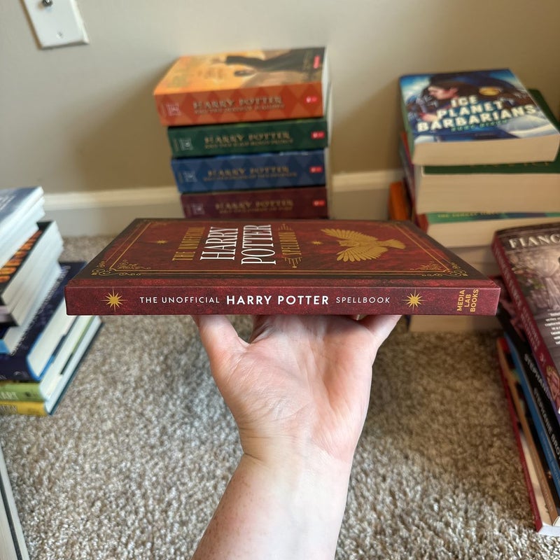 The Unofficial Harry Potter Spell Book - Special Edition
