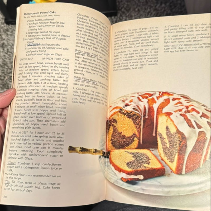 Pillsbury bake off cookbook from 1969