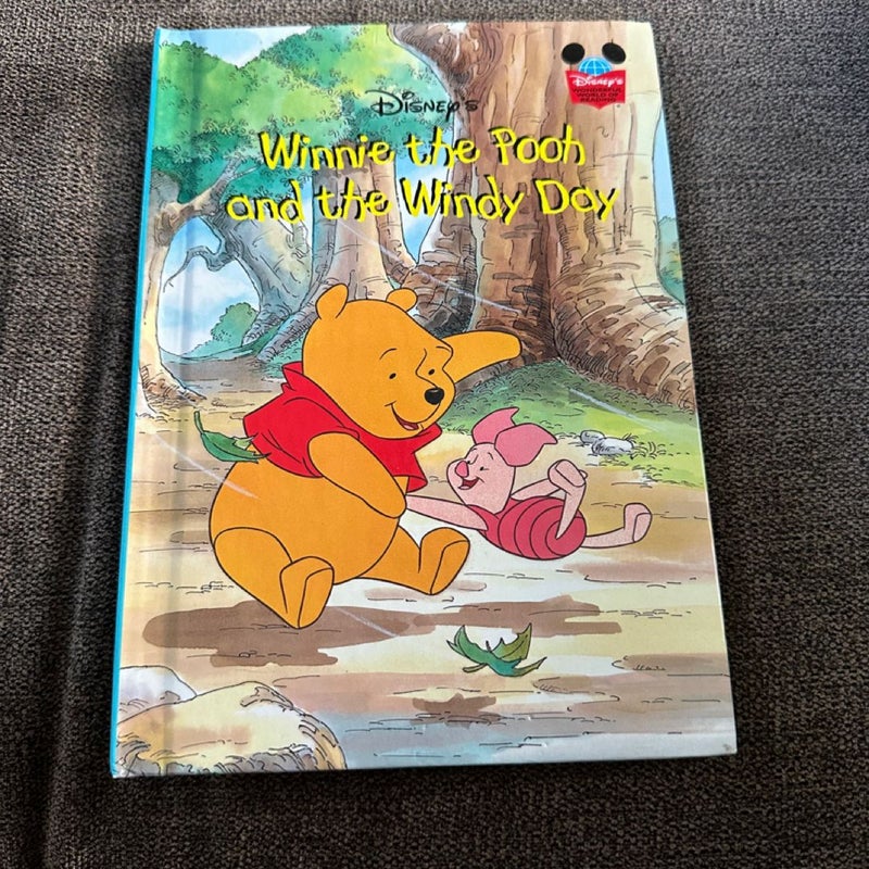 Winnie the Pooh and the windy day