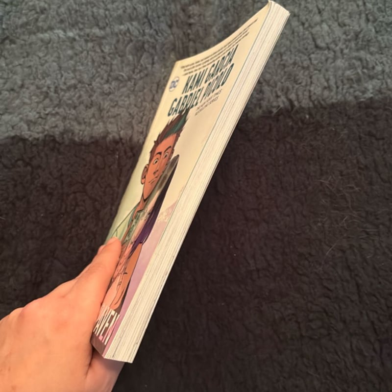 Teen Titans: Beast Boy Loves Raven