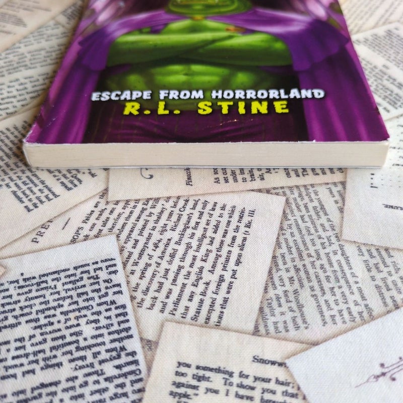*UK Edition* Goosebumps Horrorland #11: Escape from HorrorLand