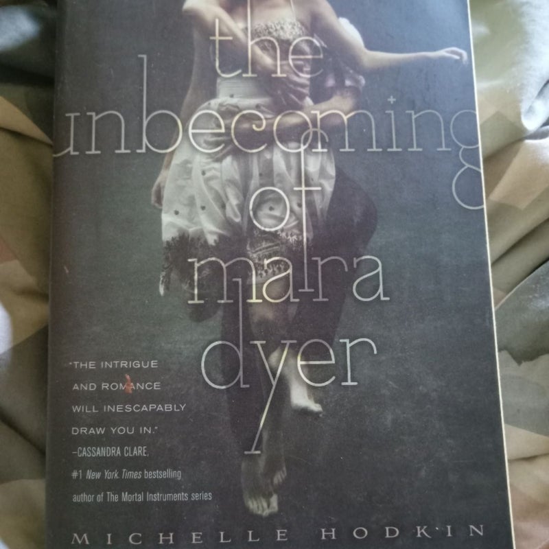 The Unbecoming of Mara Dyer