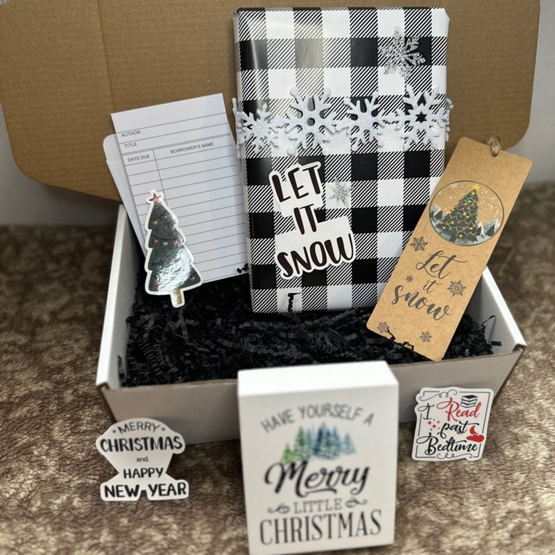 Christmas Blind Date with a Book Box by *surprise*, Hardcover