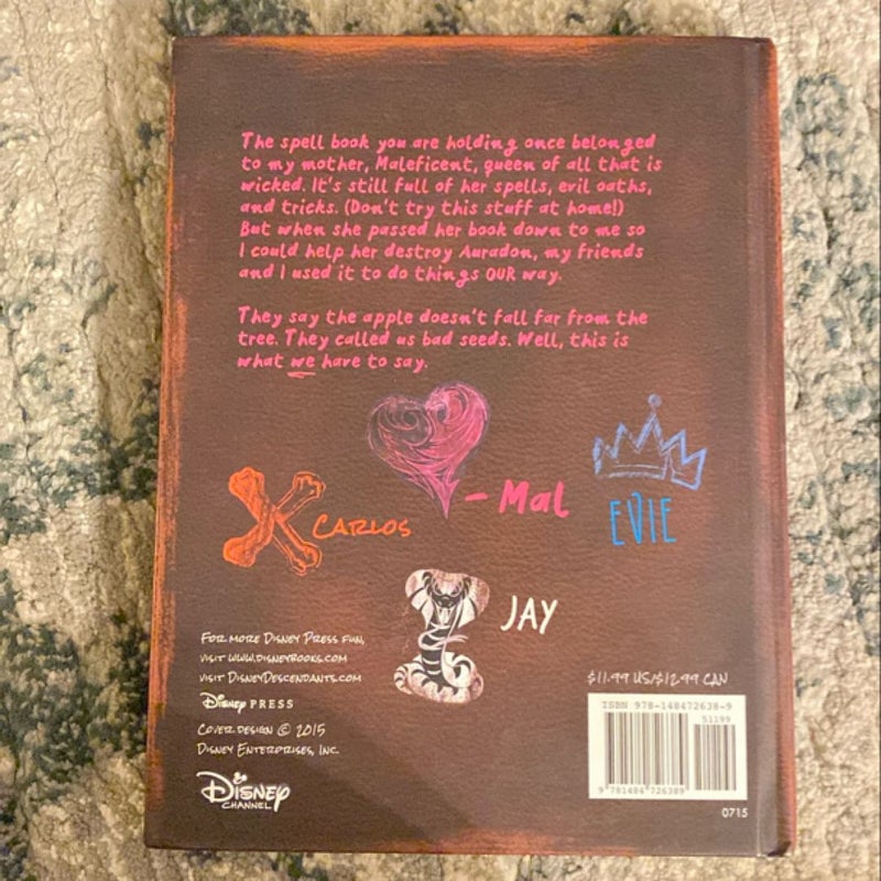 Descendants: Mal's Spell Book