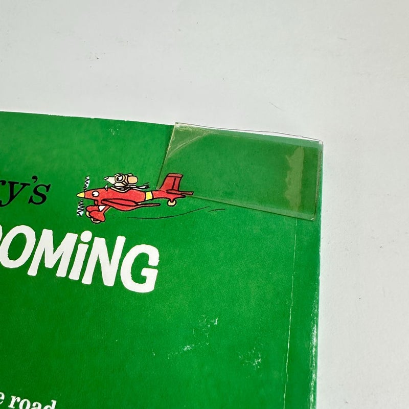 Richard Scarry’s Vrooming, Zooming Stories-3 Stories in 1 Book