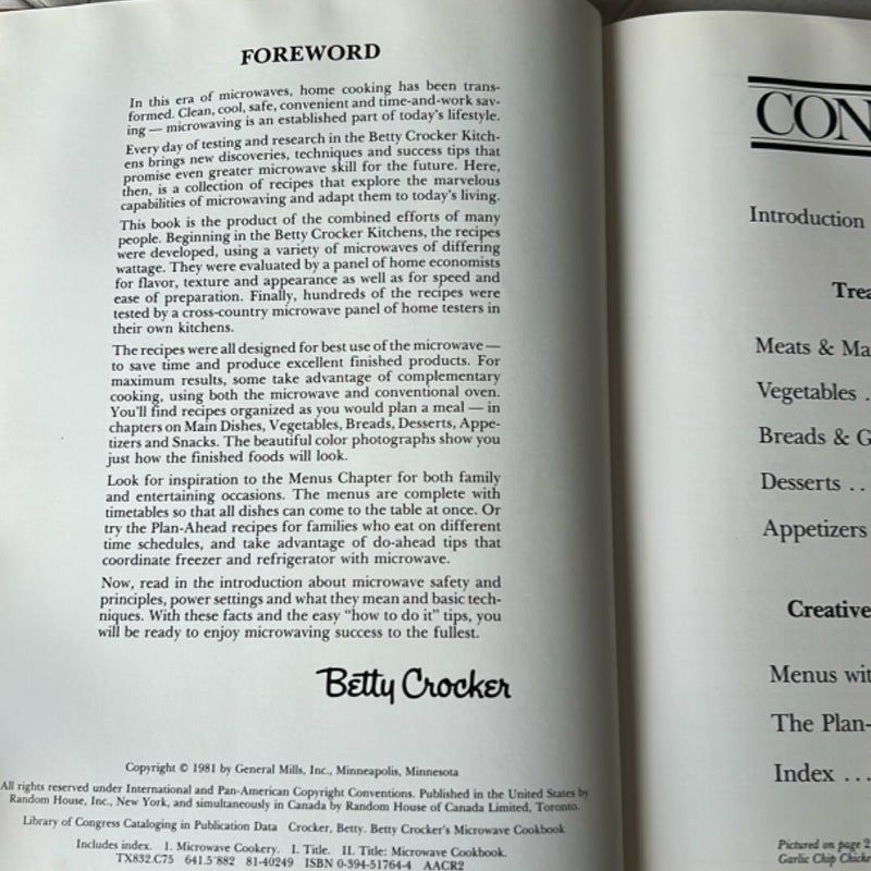 Betty Crocker's Microwave Cookbook