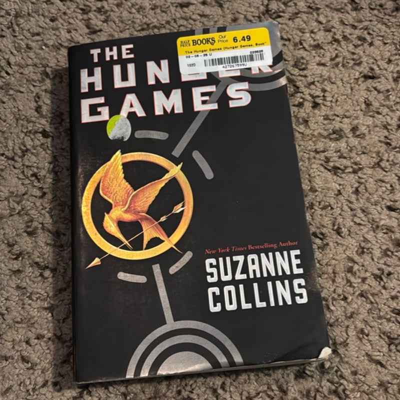 The Hunger Games by Suzanne Collins, Paperback | Pangobooks