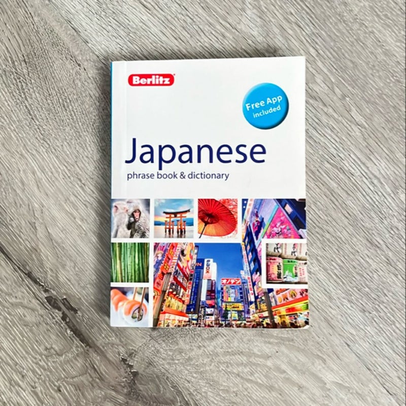 Berlitz Phrase Book and Dictionary Japanese (Bilingual Dictionary)