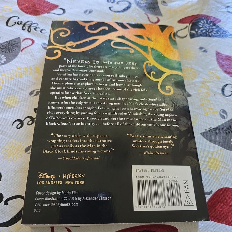 Serafina and the Black Cloak (the Serafina Series Book 1)