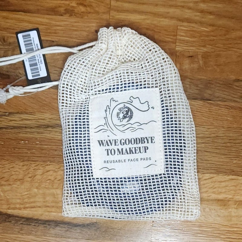 Fairyloot Reusable Makeup Wipes